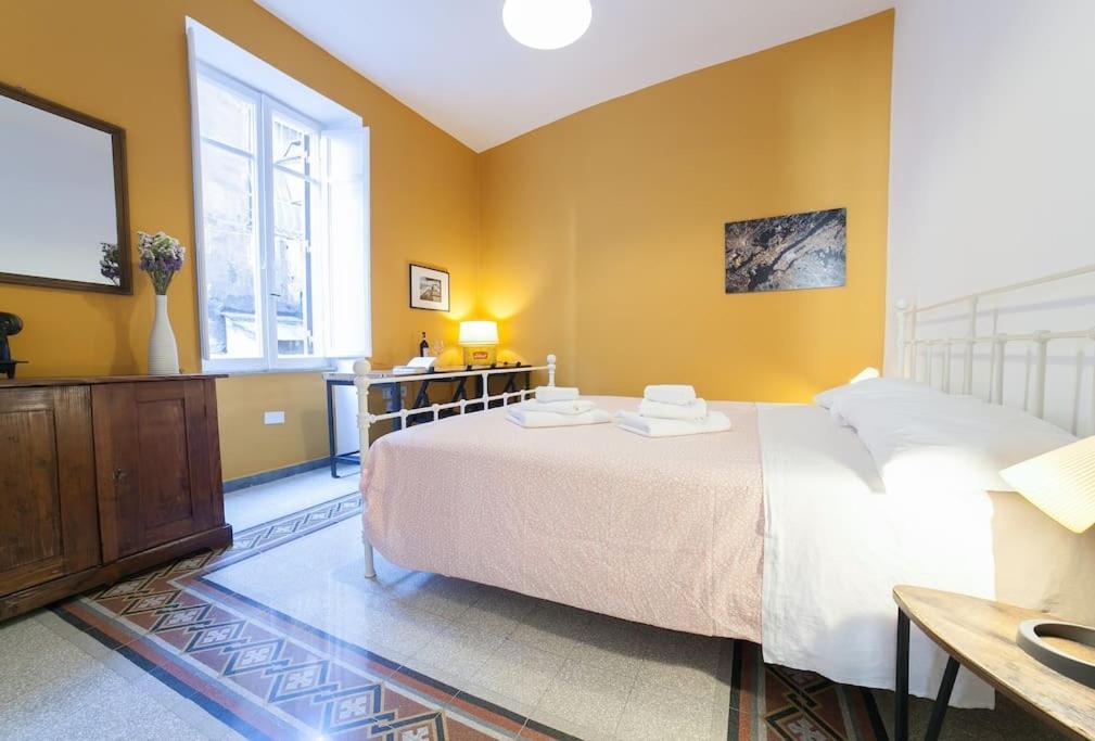 Appartamento Monti 3 Bedroom Colisseum Roma